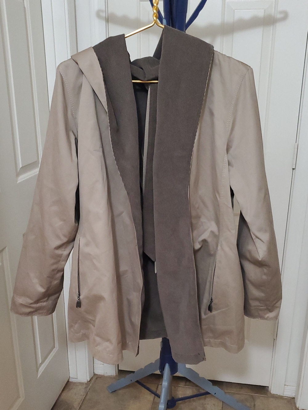 Men's Beige Hooded Coat - Unbranded